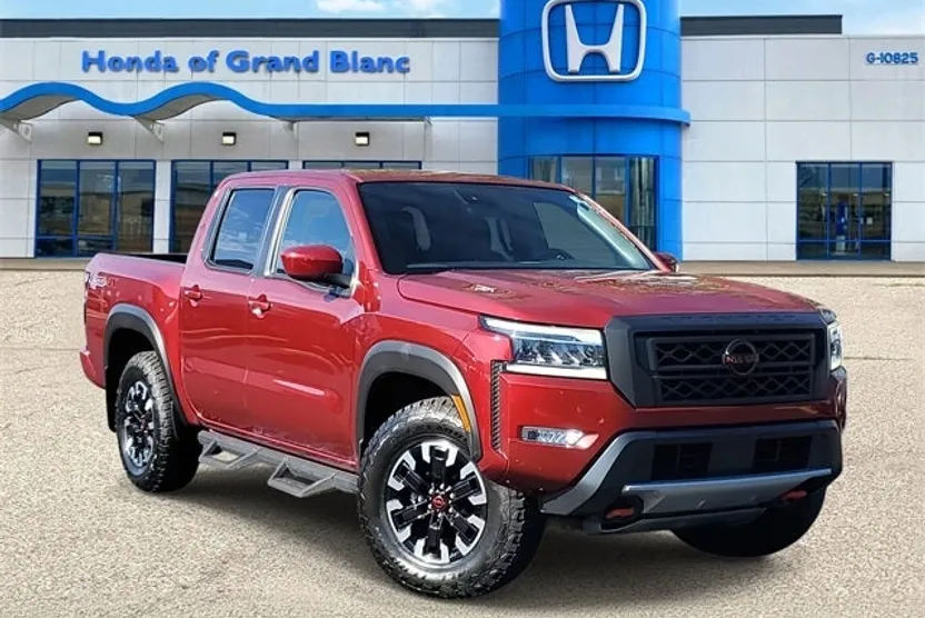 2022 Nissan Frontier PRO-4X photo 1