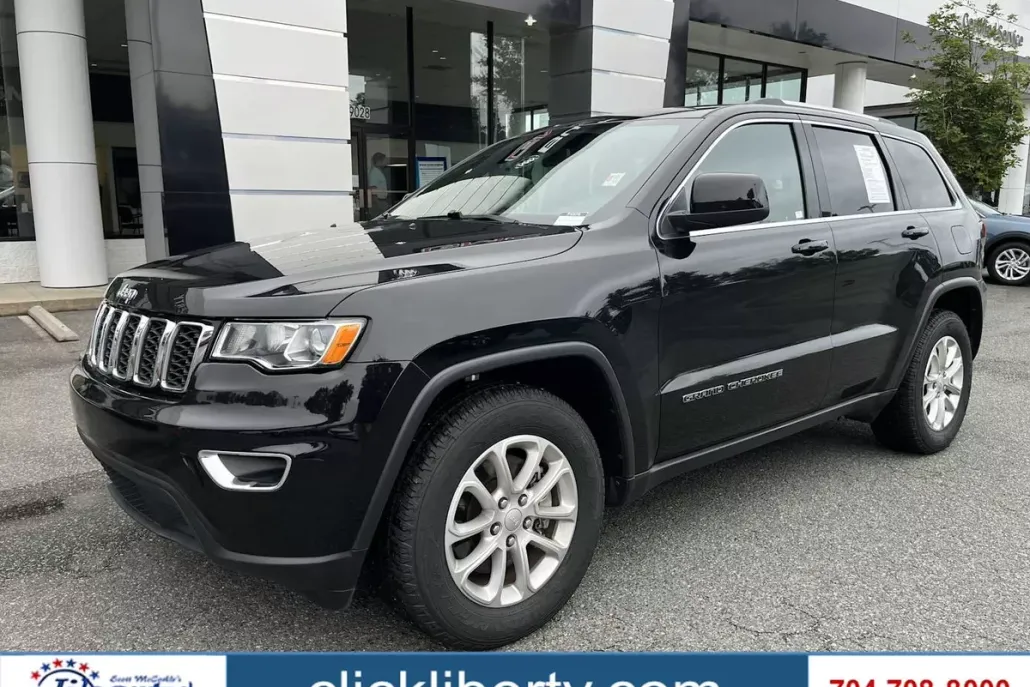 2021 Jeep Grand Cherokee Laredo X photo 1
