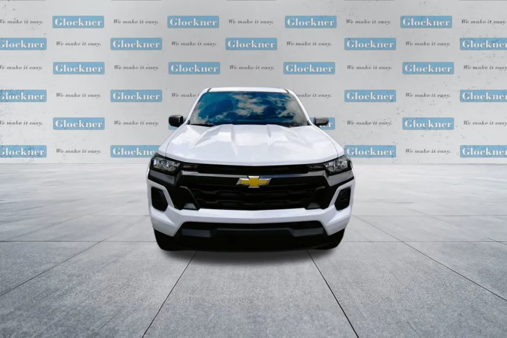 2025 Chevrolet Colorado Work Truck LT photo 1