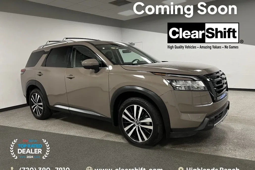 2024 Nissan Pathfinder Platinum photo 1