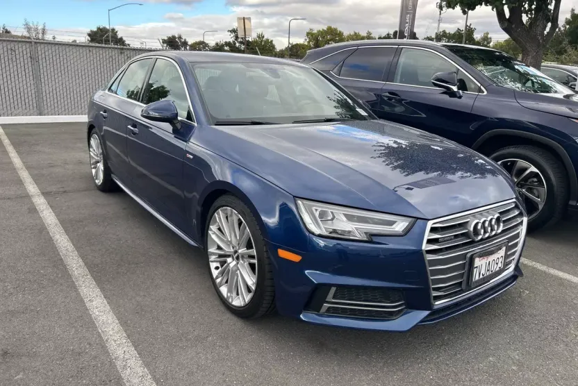 2017 Audi A4 2.0T Premium Plus photo 1