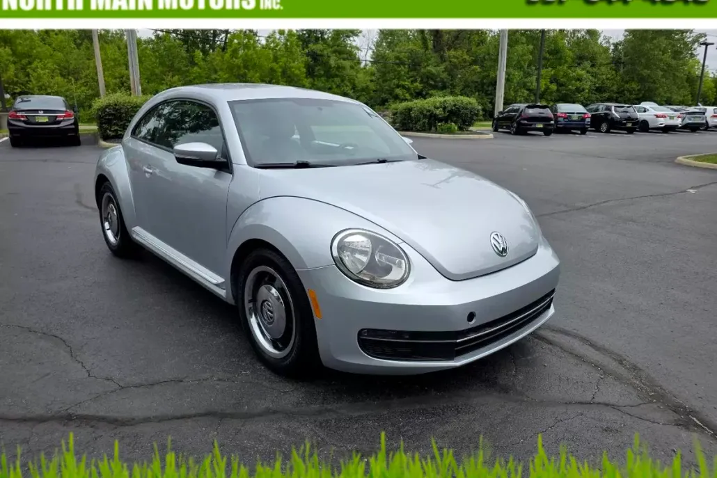 2013 Volkswagen Beetle 2.5L photo 1
