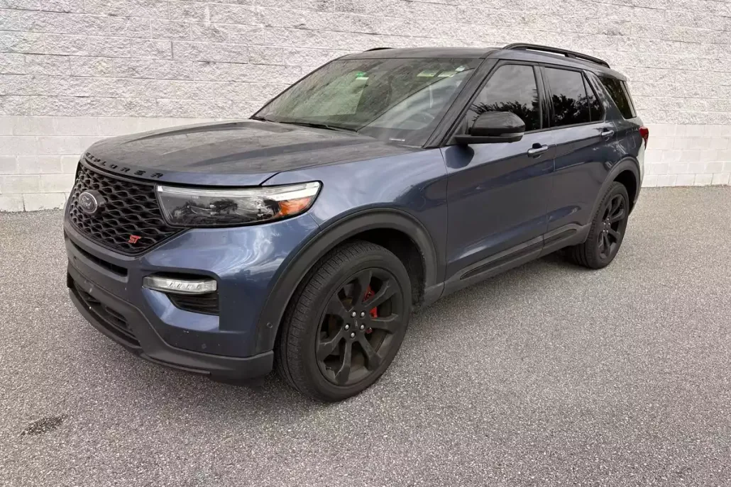 2020 Ford Explorer ST photo 1