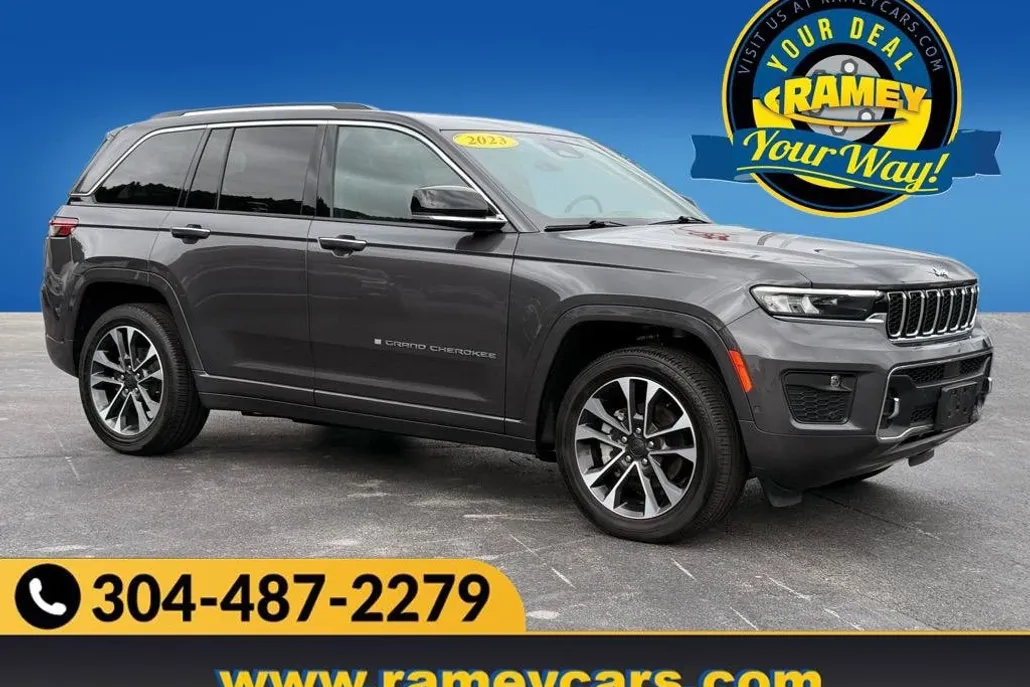 2023 Jeep Grand Cherokee Overland photo 1