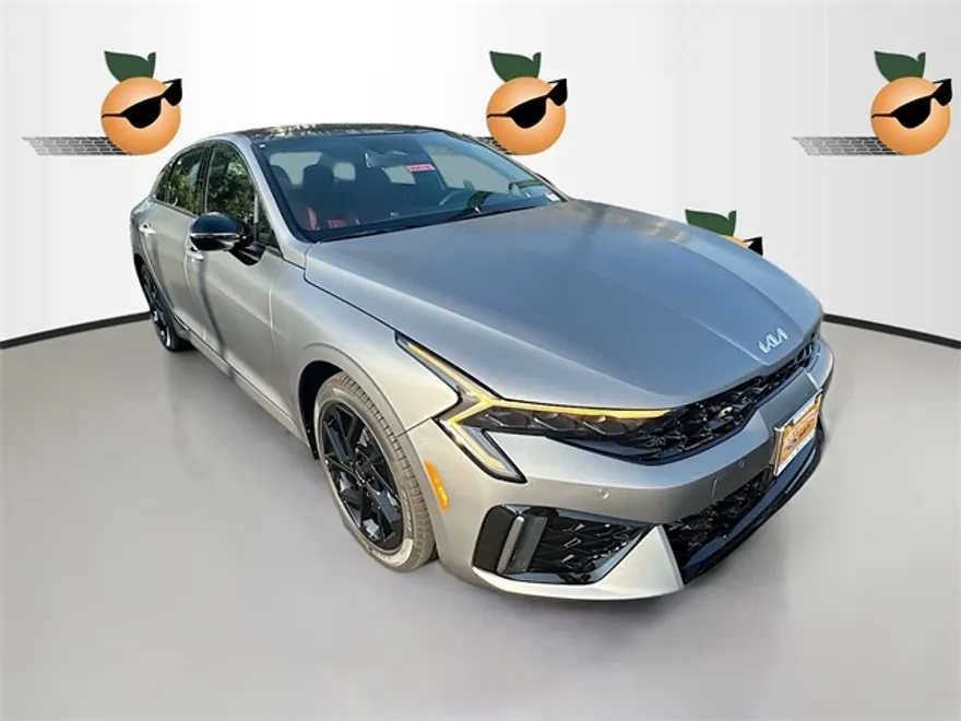 2026 Kia K5 GT-Line photo 1