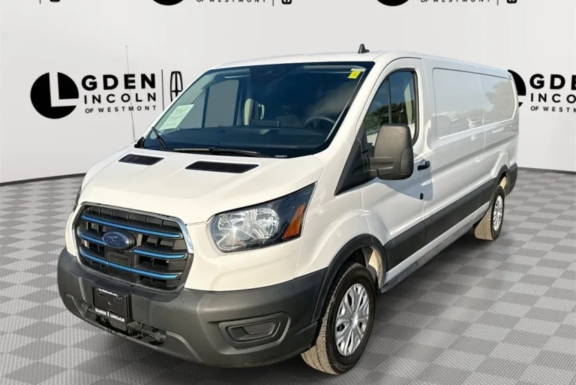 2022 Ford Transit photo 1