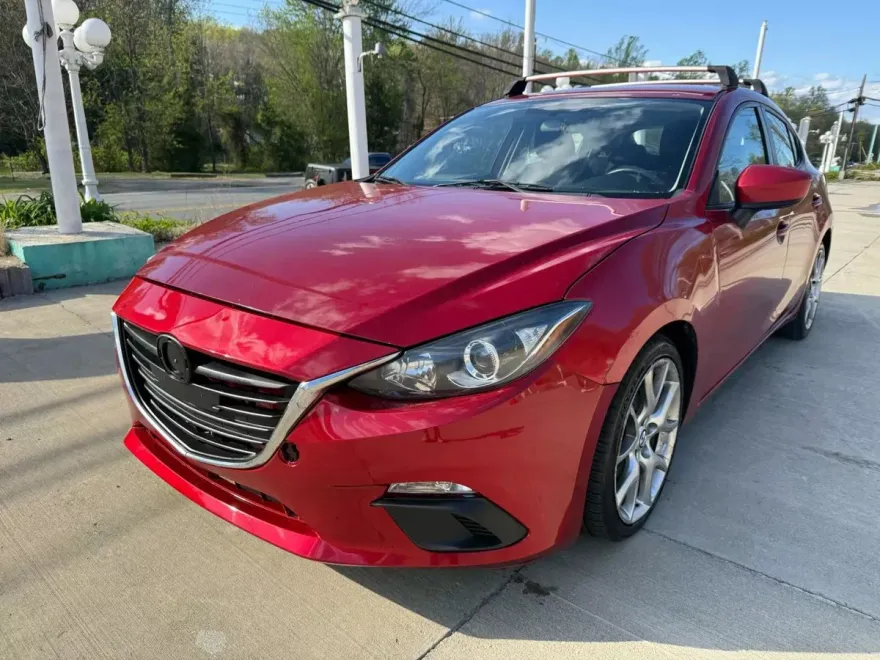 2014 Mazda Mazda3 i Sport Hatchback photo 1
