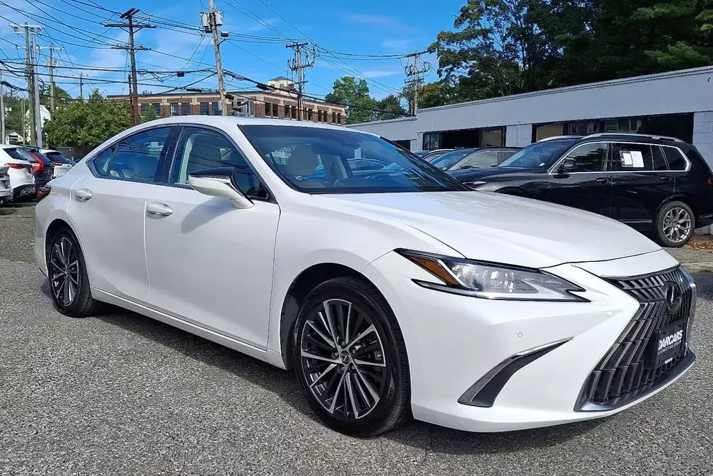 2022 Lexus ES 350 Premium photo 1