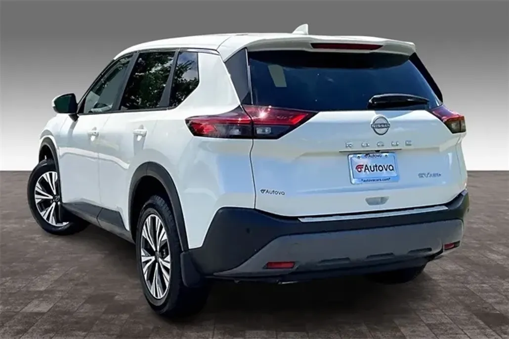 2023 Nissan Rogue SV photo 1