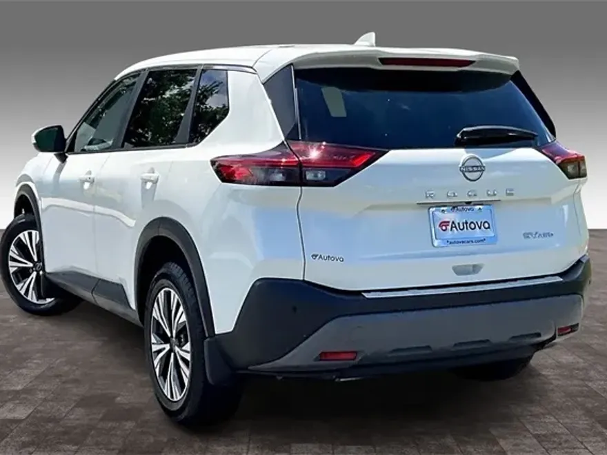 2023 Nissan Rogue SV photo 1