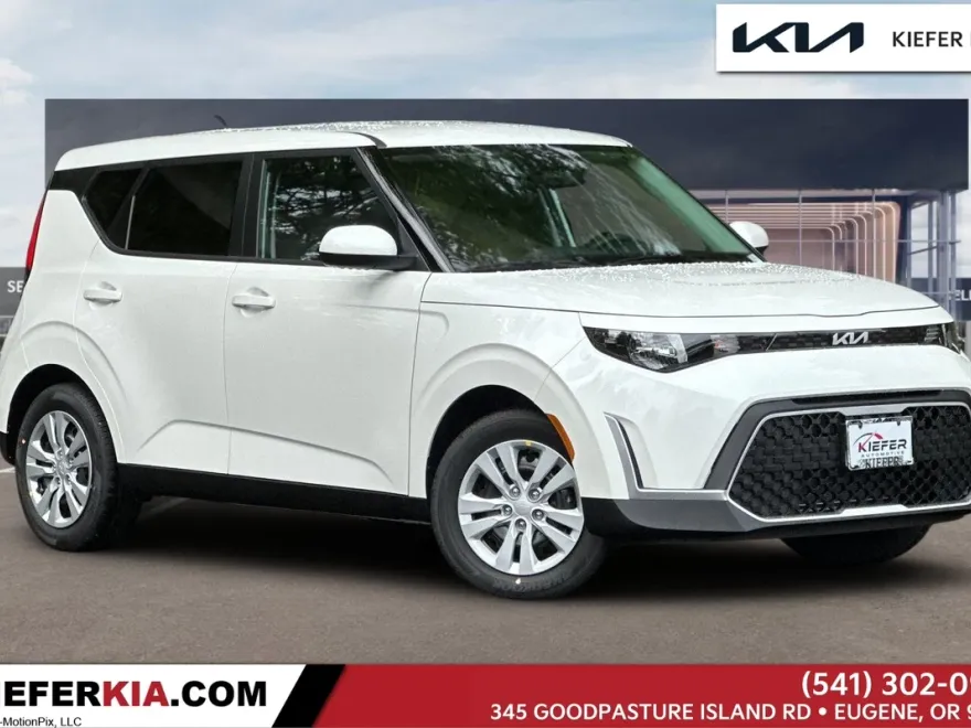 2025 Kia Soul LX photo 1