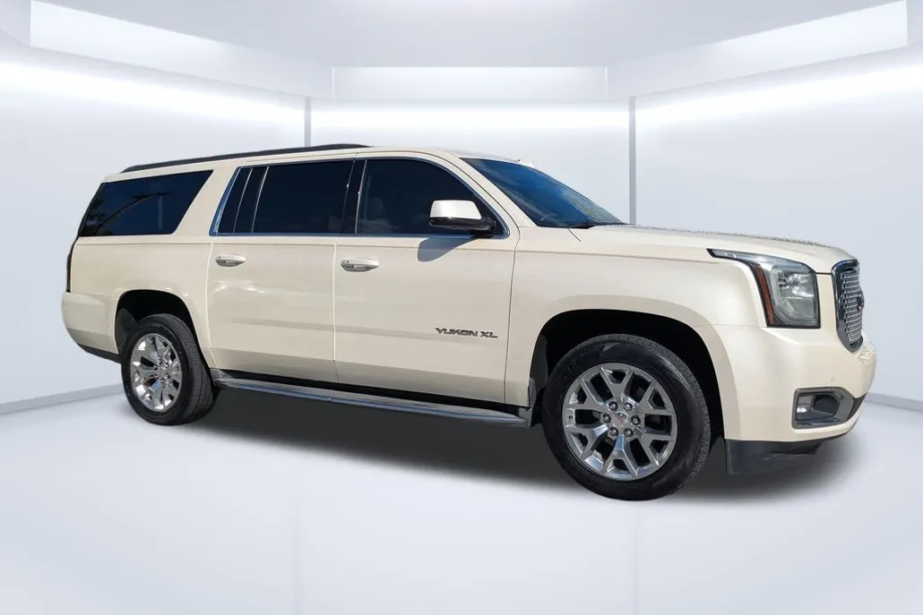 2015 Gmc Yukon XL SLT 1500 photo 1