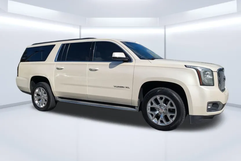 2015 Gmc Yukon XL SLT 1500 photo 1