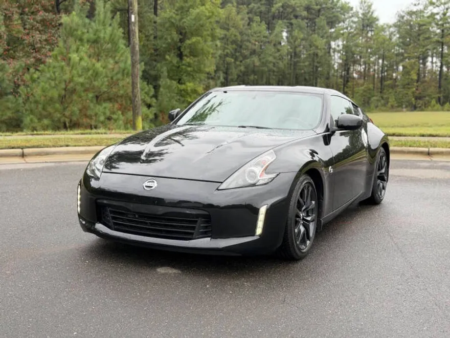 2018 Nissan 370Z Sport photo 1