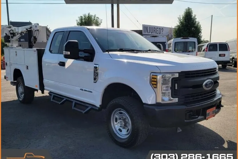 2019 Ford F-350 XL photo 1