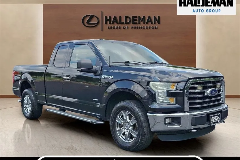 2015 Ford F-150 XLT photo 1