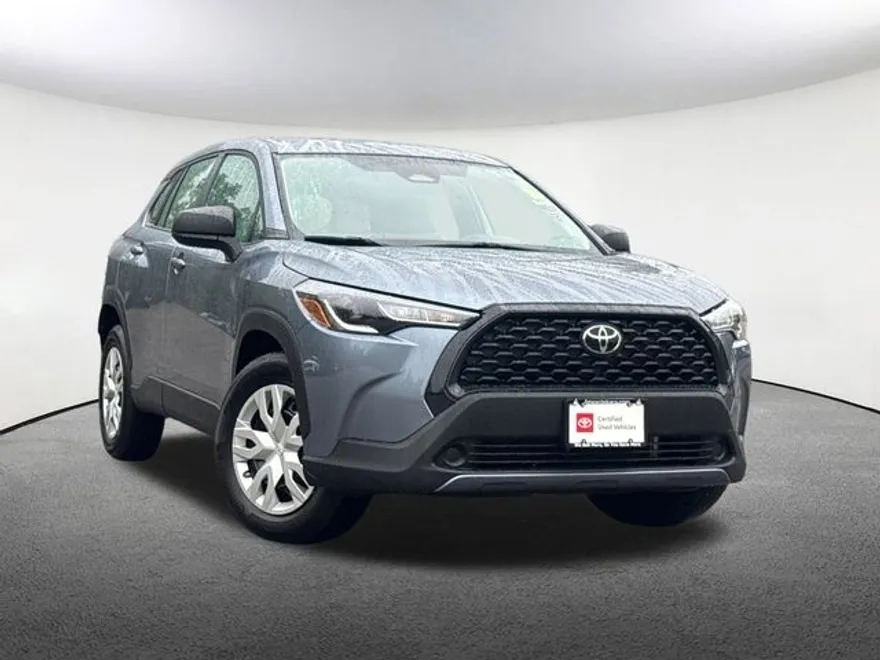 2025 Toyota Corolla Cross L photo 1