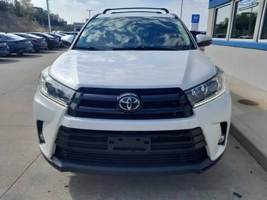 2018 Toyota Highlander SE XLE photo 1