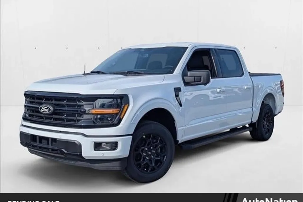 2025 Ford F-150 XLT photo 1