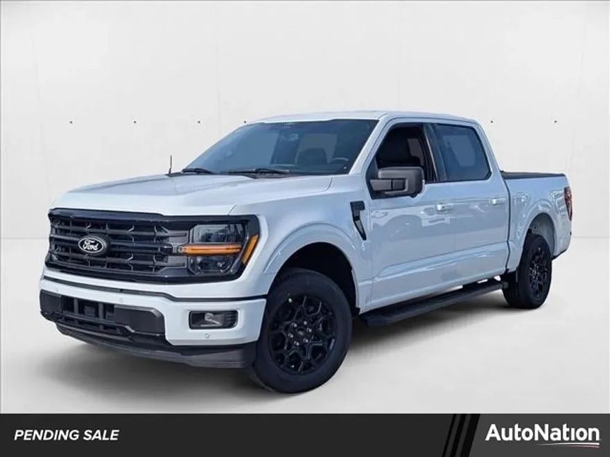 2025 Ford F-150 XLT photo 1