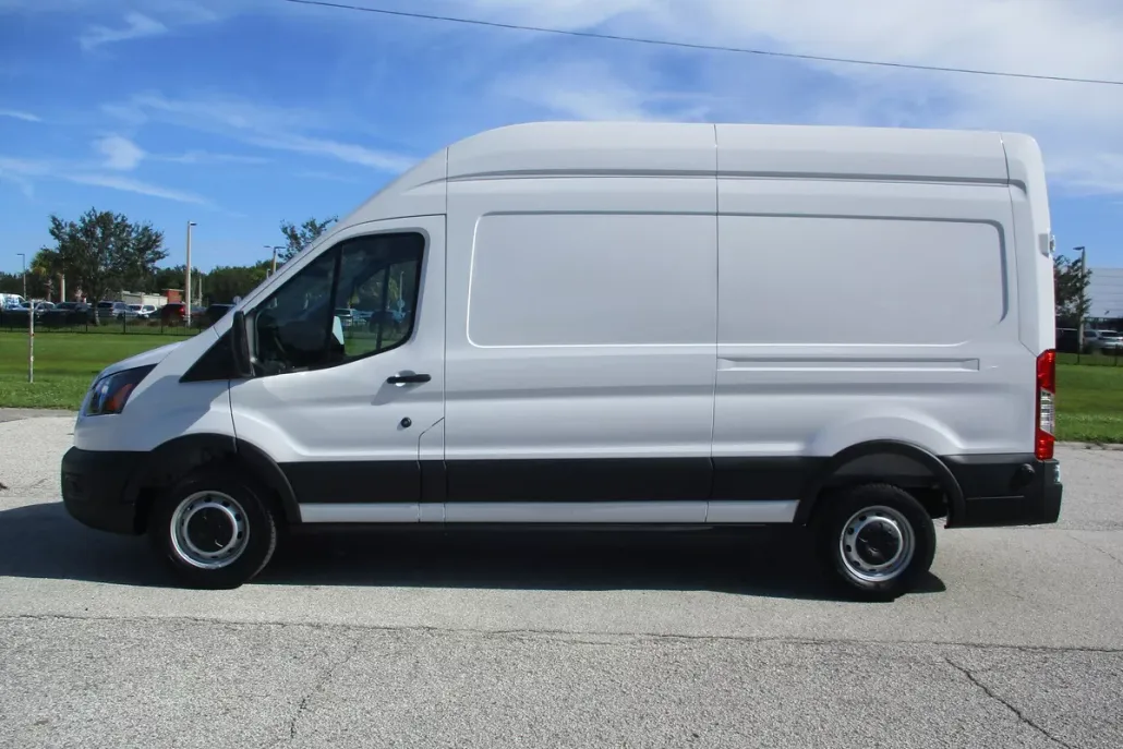 2025 Ford Transit Cargo Van photo 1