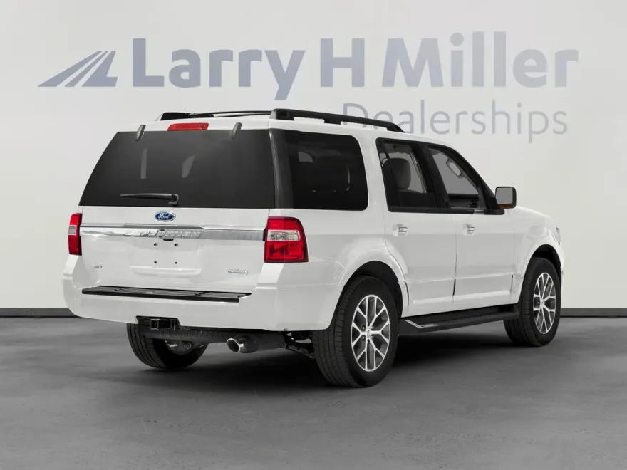 2015 Ford Expedition XLT photo 1