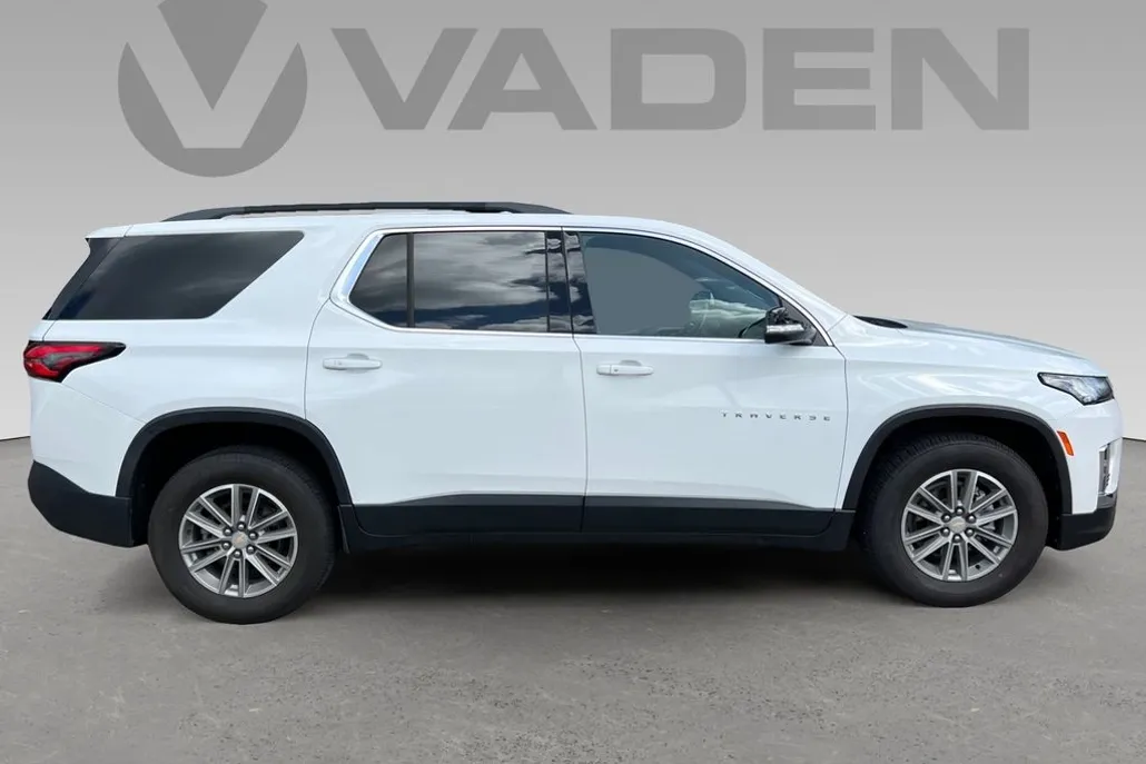 2022 Chevrolet Traverse Cloth photo 1