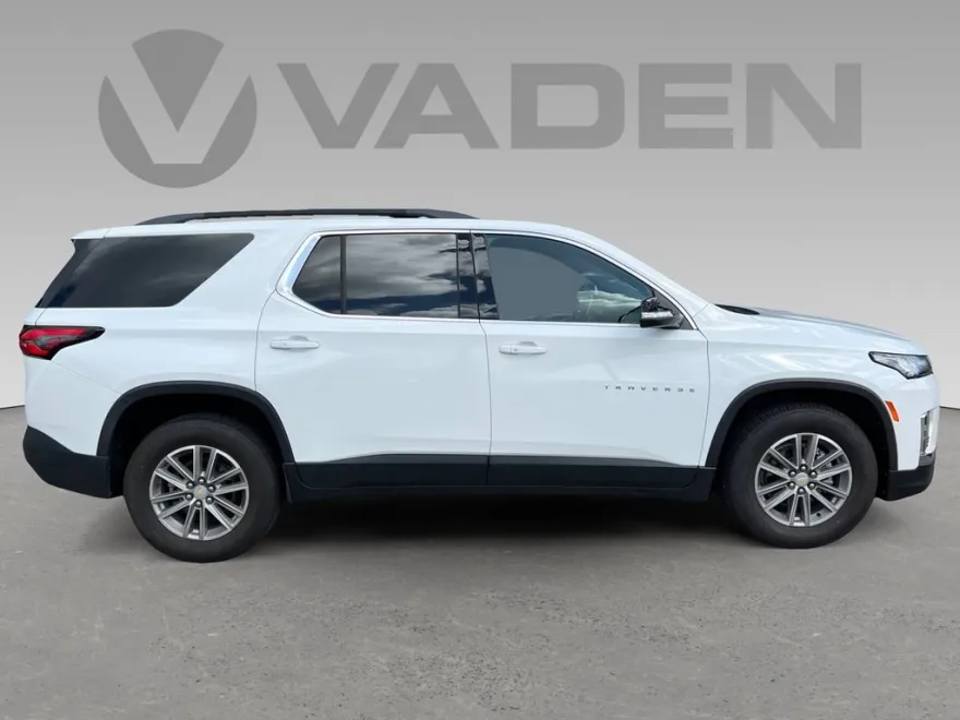 2022 Chevrolet Traverse Cloth photo 1