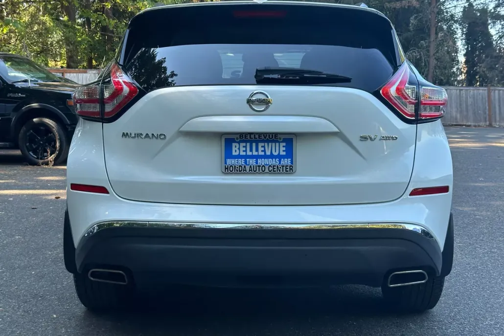 2017 Nissan Murano SV photo 1