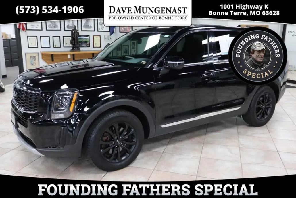 2022 Kia Telluride LX photo 1