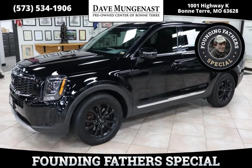 2022 Kia Telluride LX photo 1