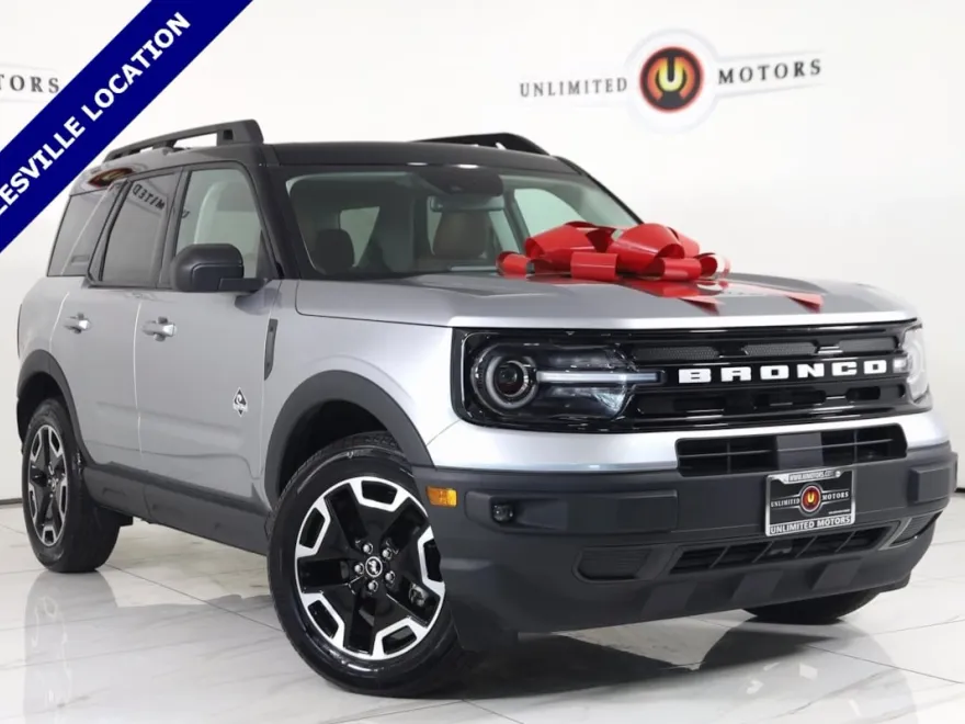 2023 Ford Bronco Sport Outer Banks photo 1