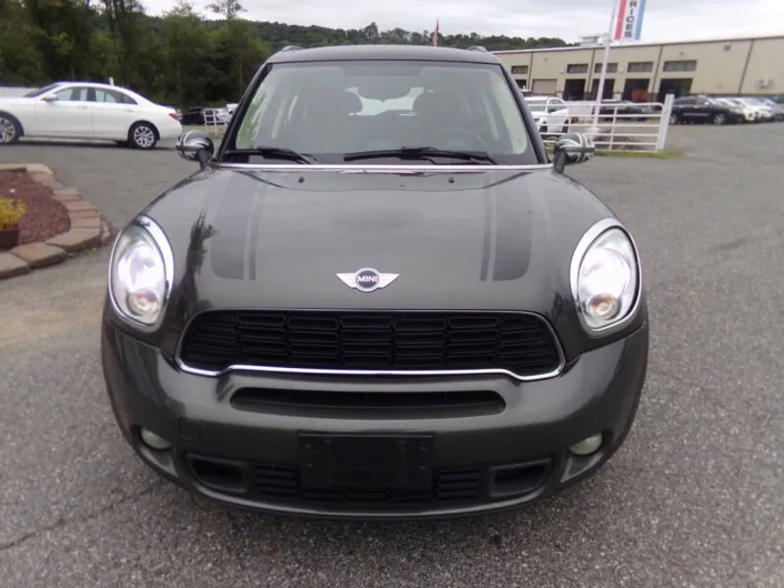 2014 Mini Countryman S ALL4 photo 1
