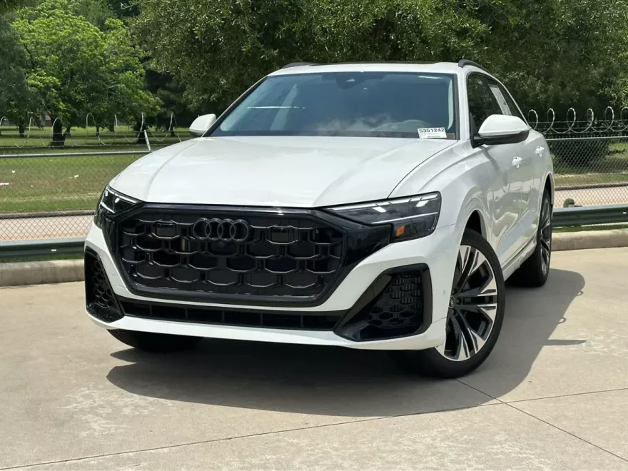 2025 Audi Q8 line Premium Plus photo 1