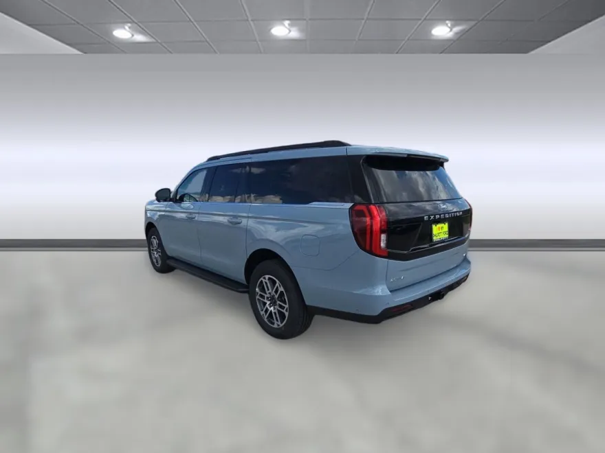 2025 Ford Expedition MAX photo 1