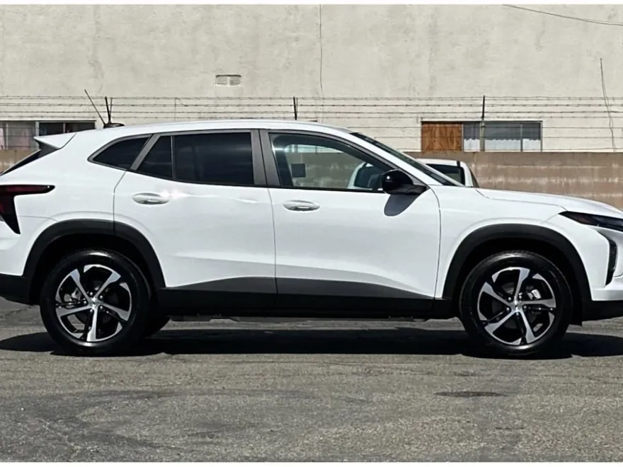 2026 Chevrolet Trax photo 1