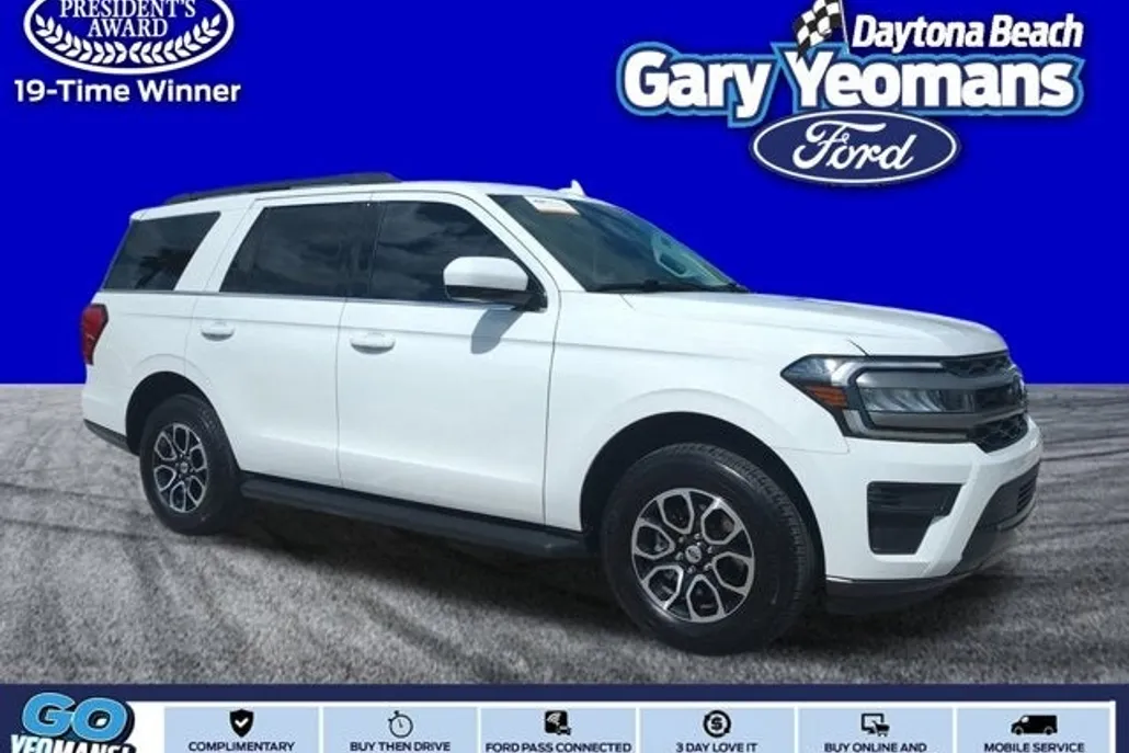 2024 Ford Expedition XLT photo 1
