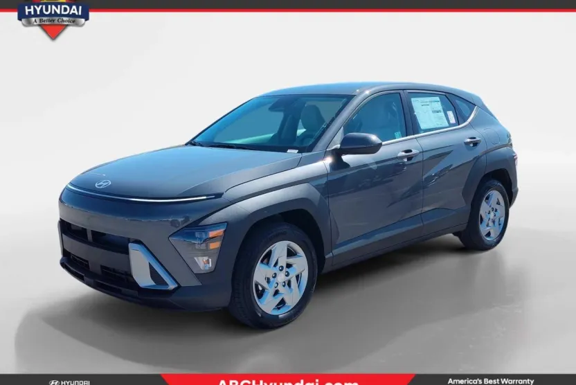2026 Hyundai Kona SE photo 1