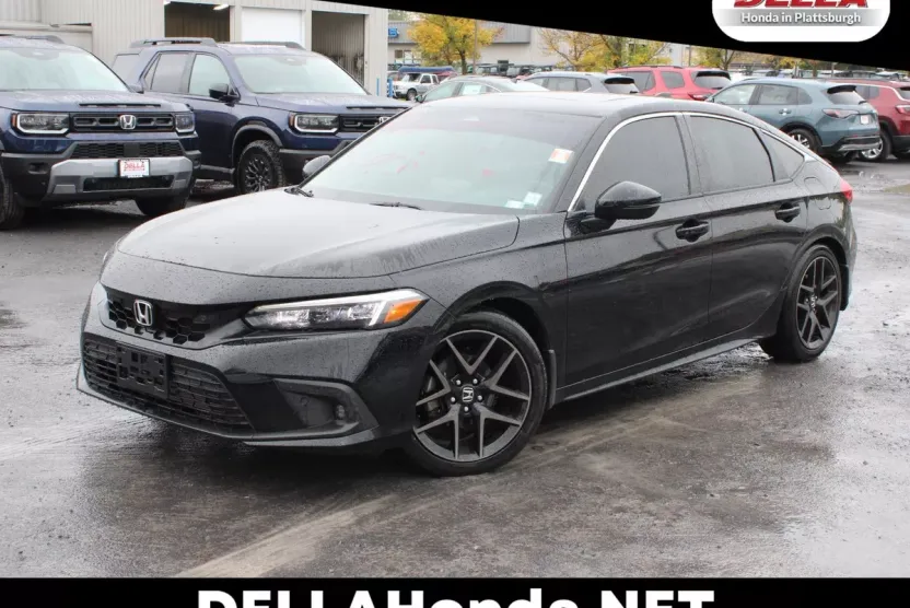 2023 Honda Civic Hatchback Sport Touring photo 1