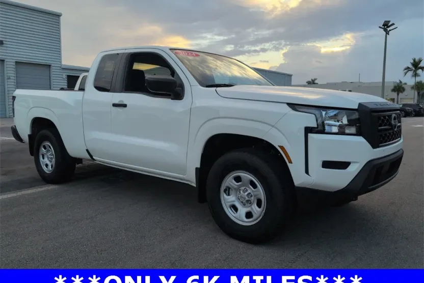 2024 Nissan Frontier S photo 1
