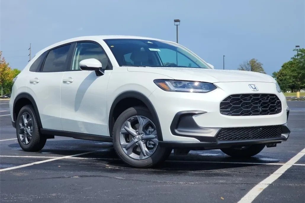 2026 Honda HR-V LX photo 1