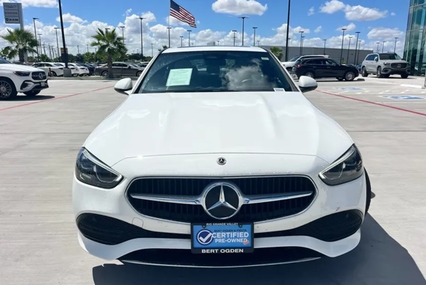 2024 Mercedes Benz C 300 photo 1