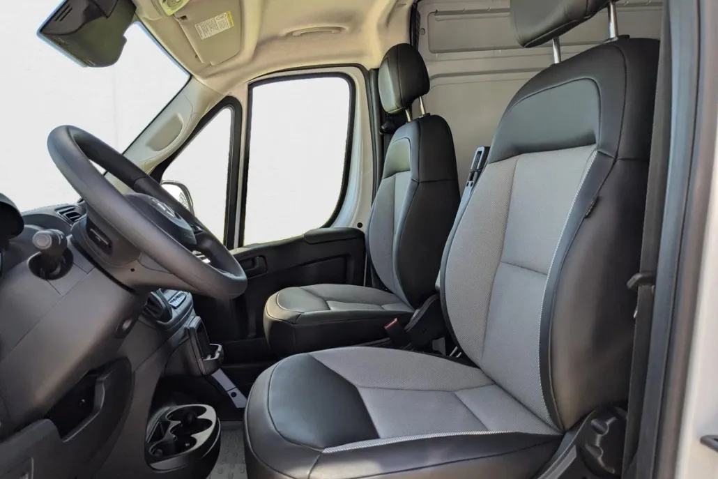 2024 Ram ProMaster 2500 photo 1