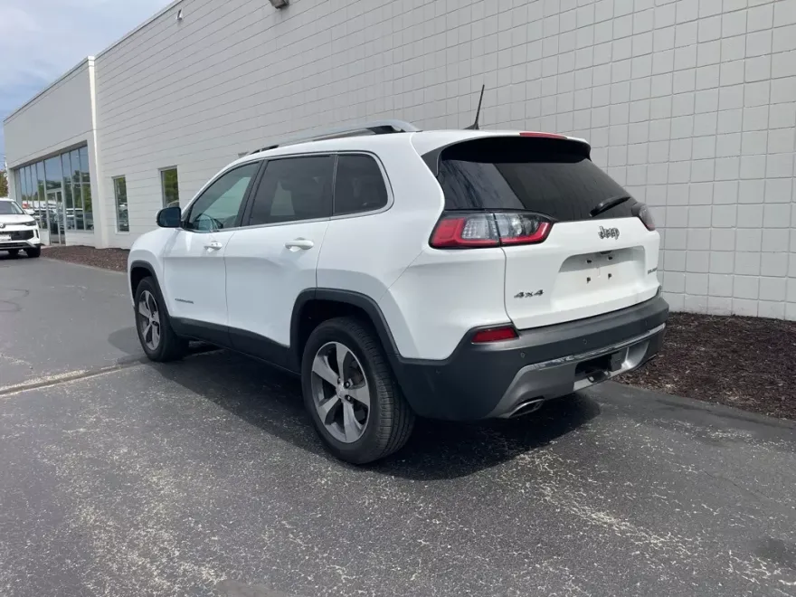 2019 Jeep Cherokee Limited photo 1