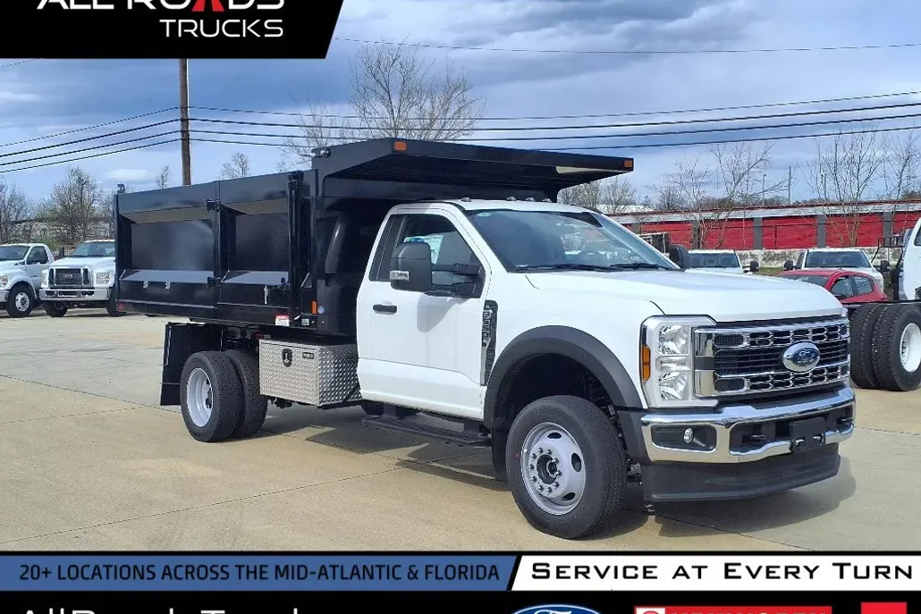 2024 Ford F-550 photo 1