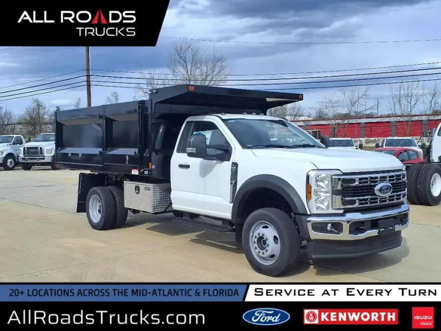 2024 Ford F-550 photo 1