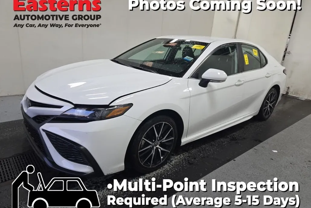 2023 Toyota Camry SE photo 1
