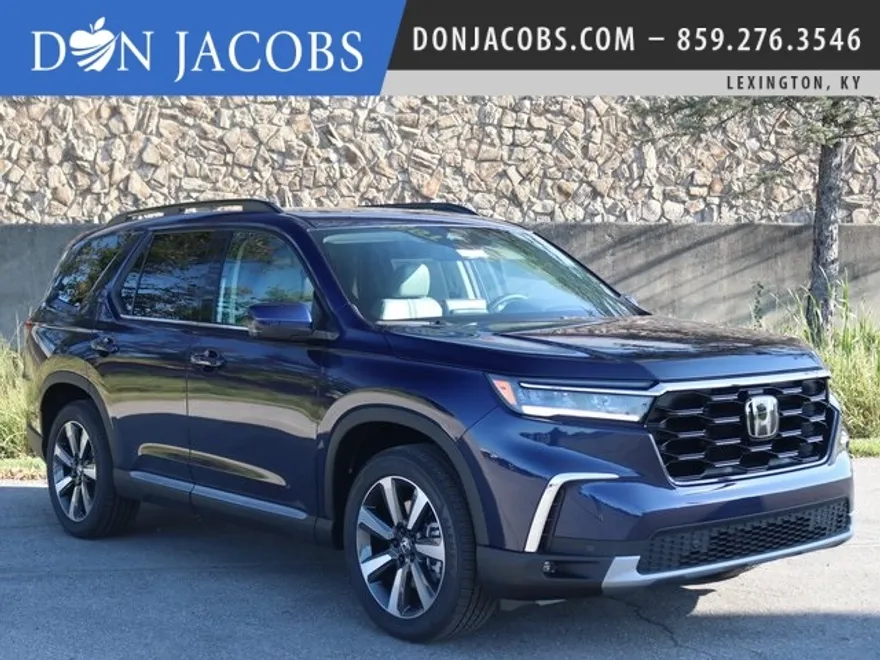 2025 Honda Pilot Touring photo 1
