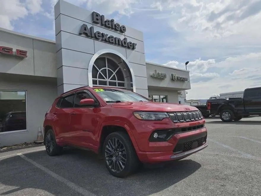 2022 Jeep Compass Limited Red Edition photo 1