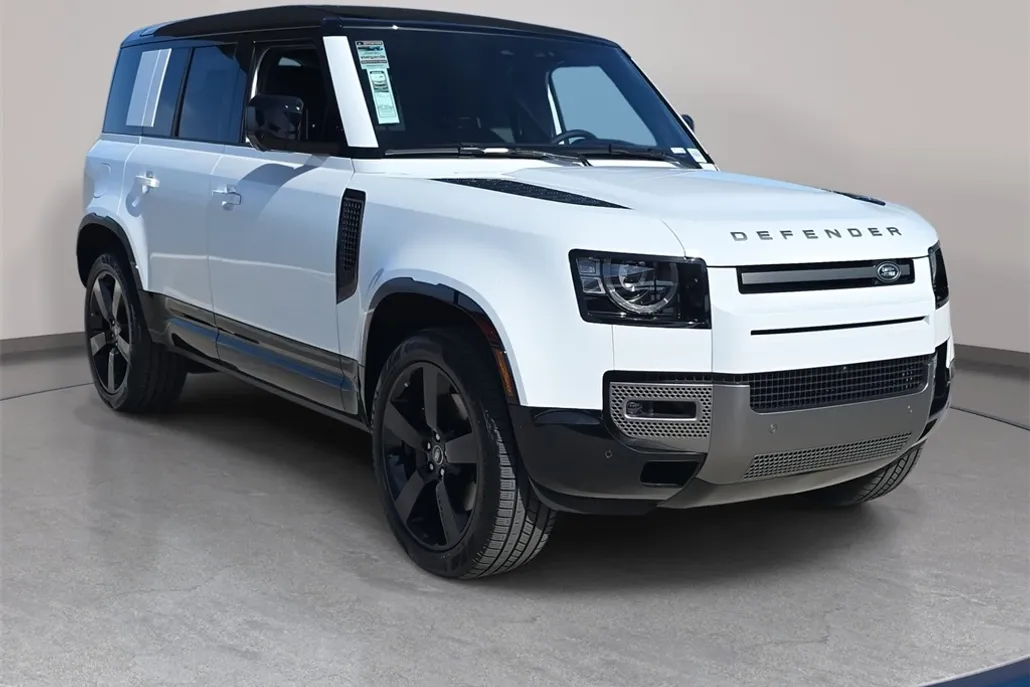 2025 Land Rover Defender 110 X-Dynamic SE photo 1